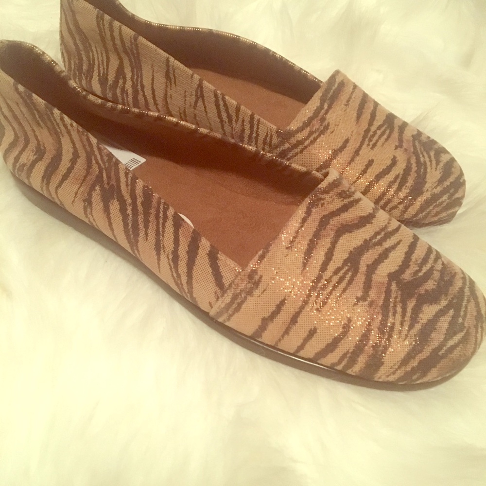 ✨🎉 Brand New shoes.🎉✨