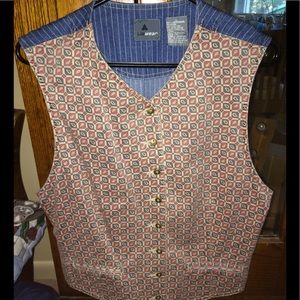 LizWear vest