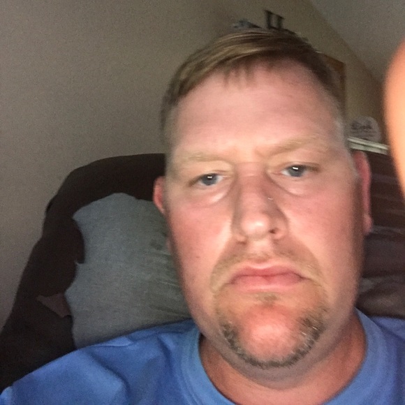 Meet your Posher, Josh - Picture 1 of 1