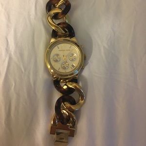 MK watch