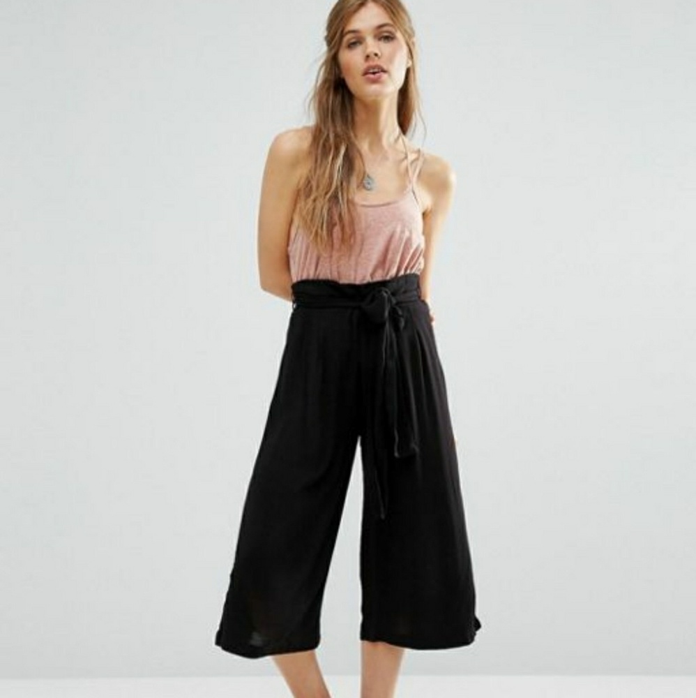 🌼✌FREE PEOPLE wide leg culottes🎆