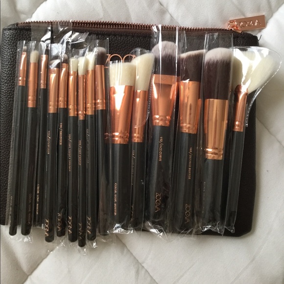 15 Pcs Golden Brush Set – OPV Beauty 15 pieces golden makeup brush
