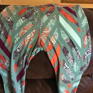 LuLaRoe TC leggings NWOT
