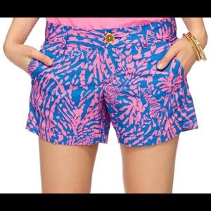 Lilly Pulitzer Roll in the grass Callahan shorts