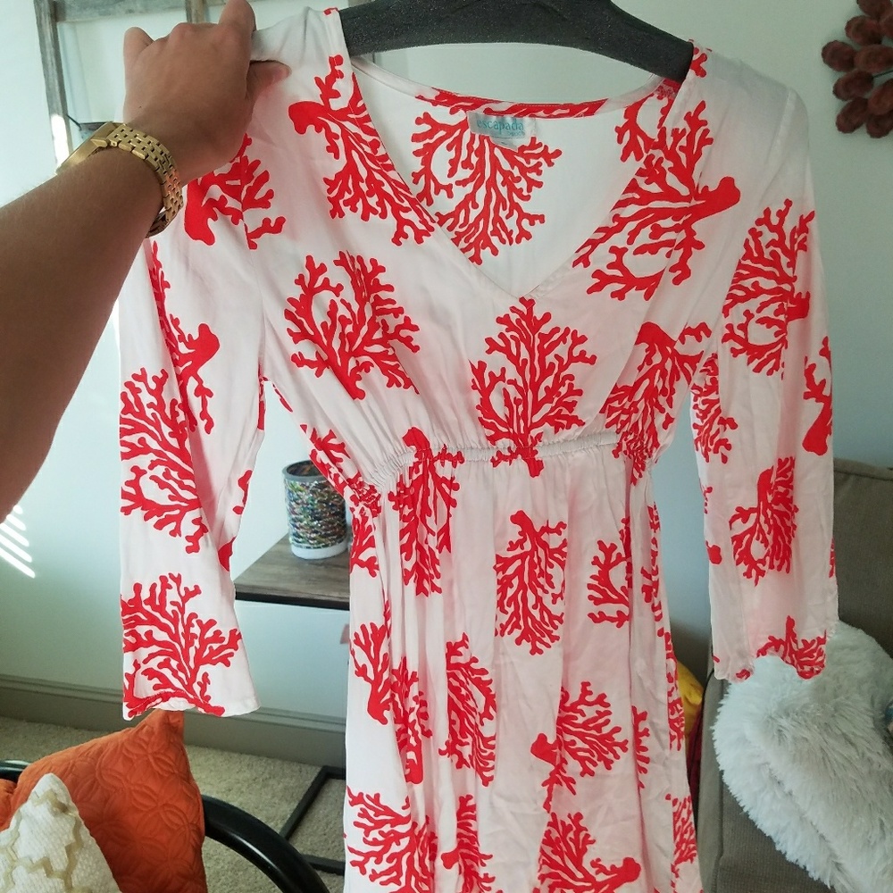 3/4 length sleeve dress by Escapada