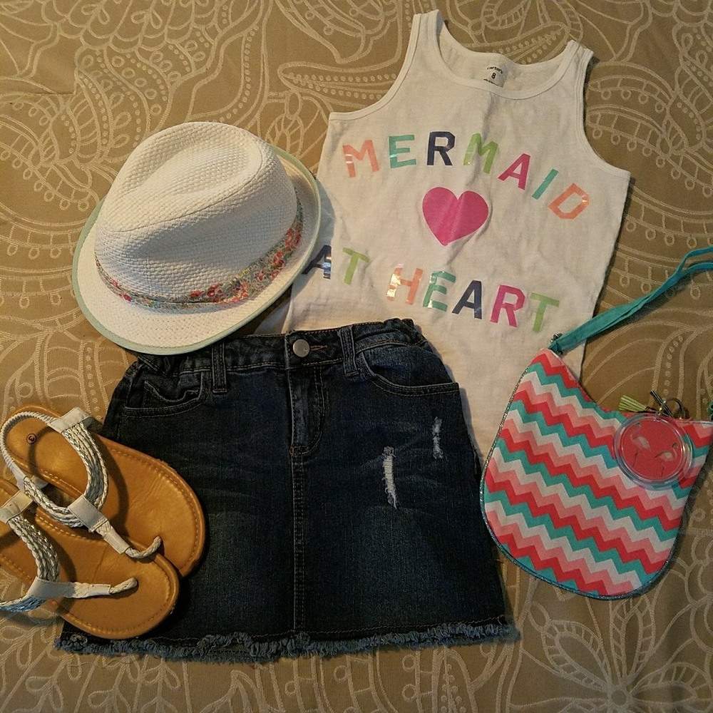 Cute distressed denim skirt