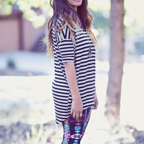 LuLaRoe Irma Tunic - Picture 3 of 7