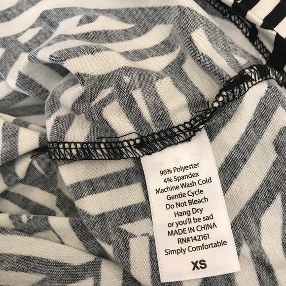 LuLaRoe Irma Tunic - Picture 7 of 7