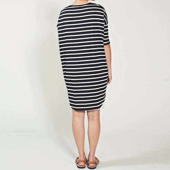 LuLaRoe Irma Tunic - Picture 2 of 7