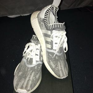 NMD R1 PK