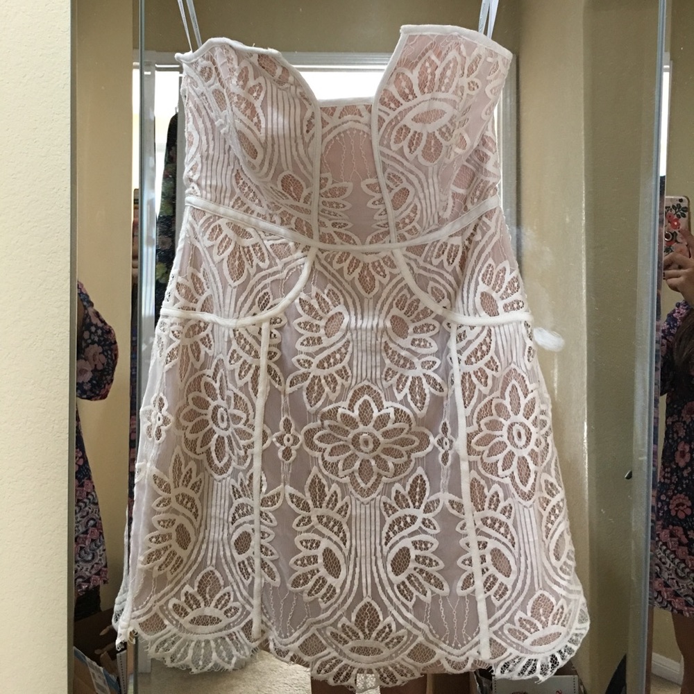 Lovers + Friends White Bodycon dress