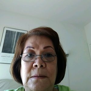 Meet your Posher, Leticia