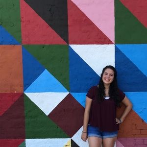 Meet your Posher, Ana