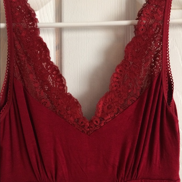 Express Tank - Size Small - Picture 2 of 4