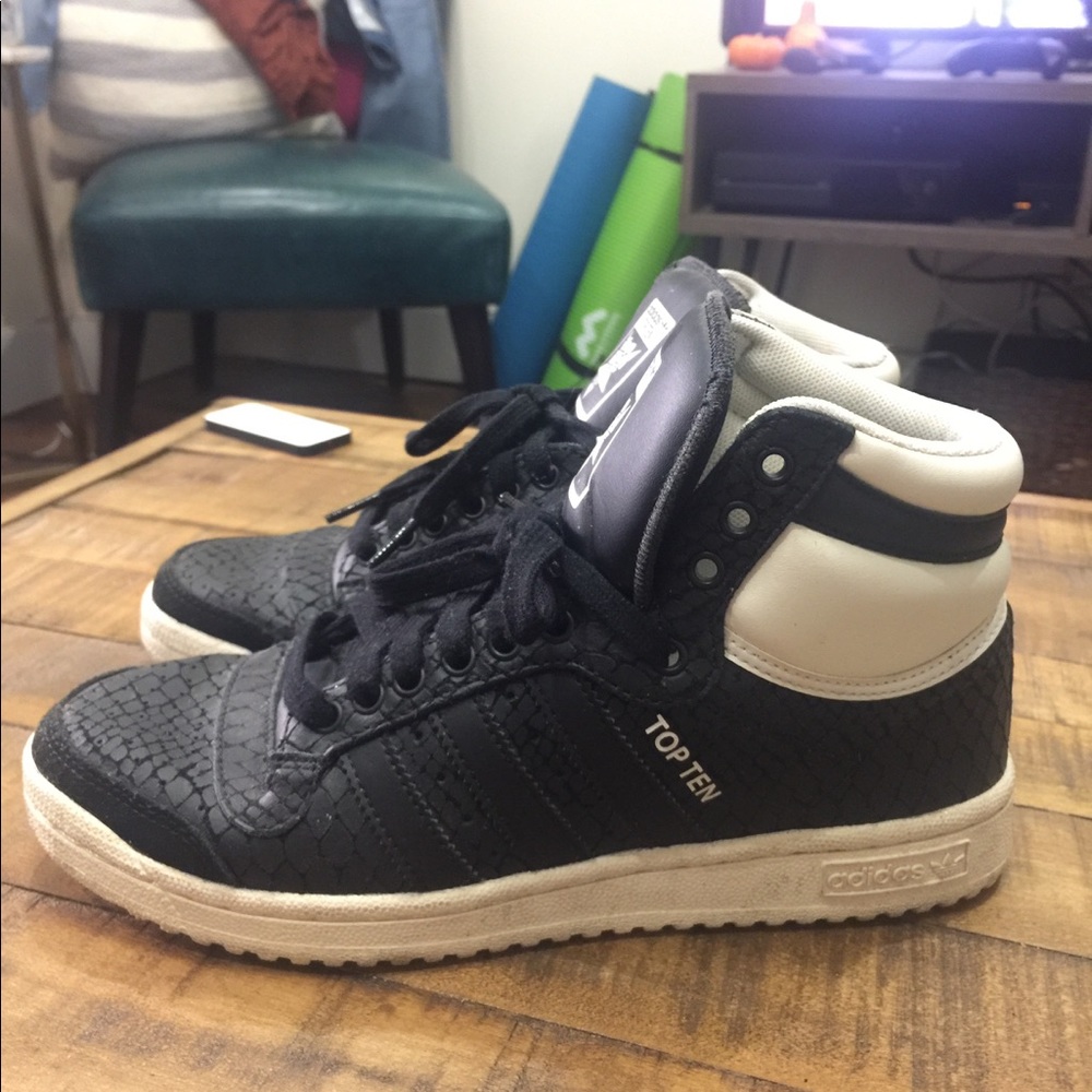 Adidas Top Ten high top sneaker size 8