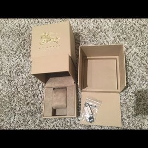 Burberry watch box set with extra link