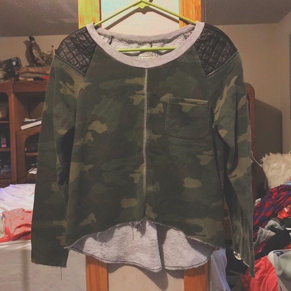 Billabong Tops - Billabong designers closet camo sweater!