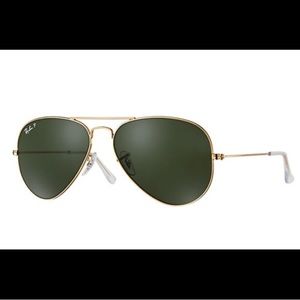 Classic aviator Ray Bans