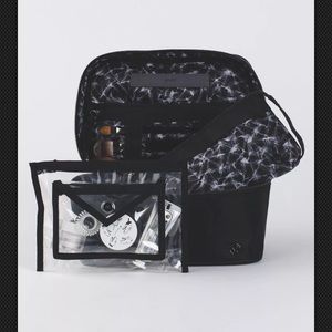 Lululemon Break Free kit