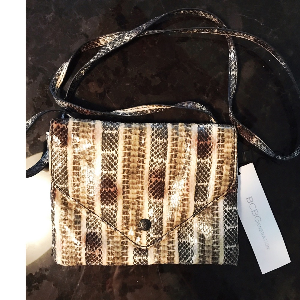 BCBG Crossbody NWT Snakeskin Print Purse