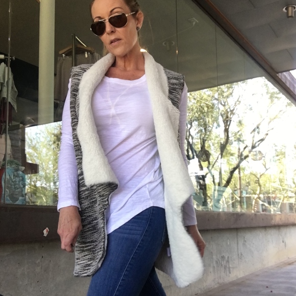 Black Shearling Marled Vest - Picture 7 of 8