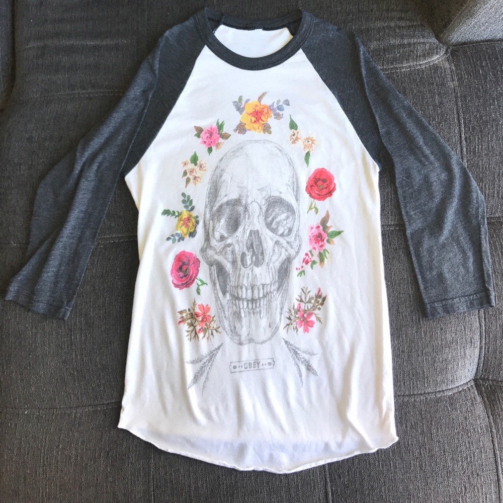 Obey baseball tee