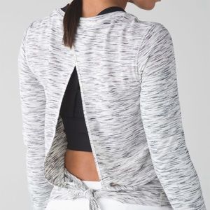 Lululemon Beat the Heat Long Sleeve white