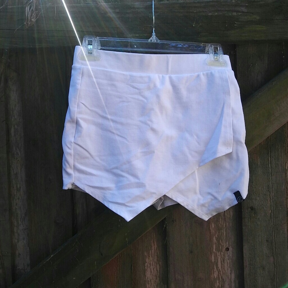🌵White Skort
