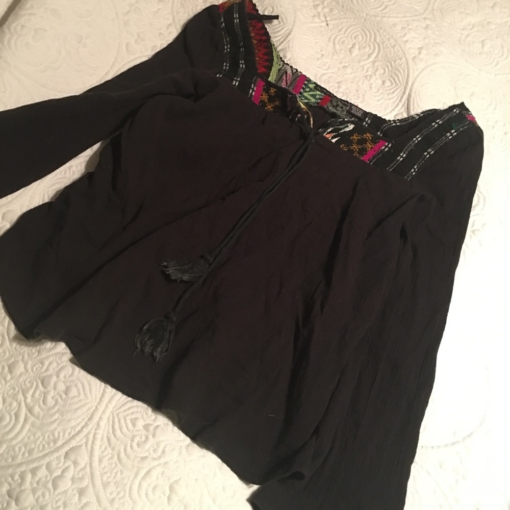 Embroidered top size M