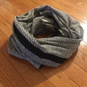 Lululemon Vinyasa Scarf / Wrap