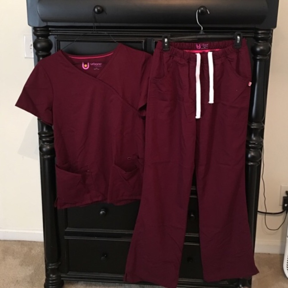 Urbane Performance Scrubs