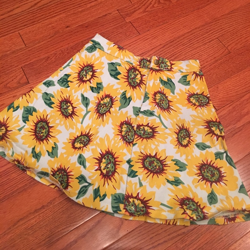 Sunflower skirt 🌻