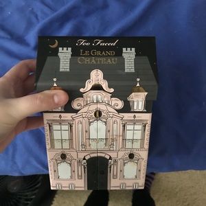 Too Faced Le Grand Chateau Set