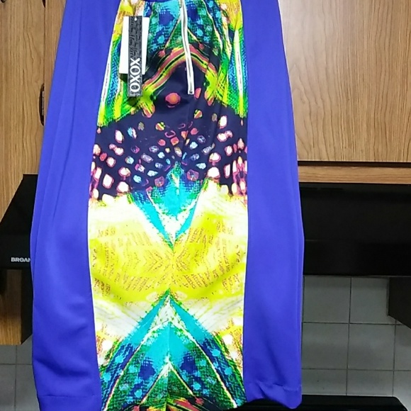 Knee length Skirt - Picture 2 of 4