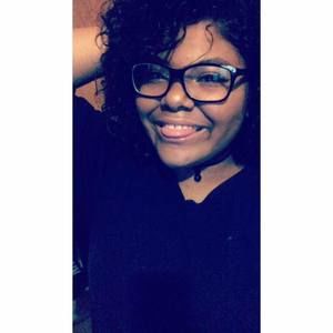 Meet your Posher, Alicia