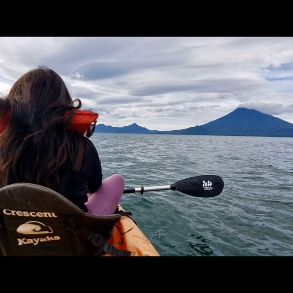 ❌SOLD IN BUNDLE DEAL❌Purple mesh leggings - Picture 4 of 4