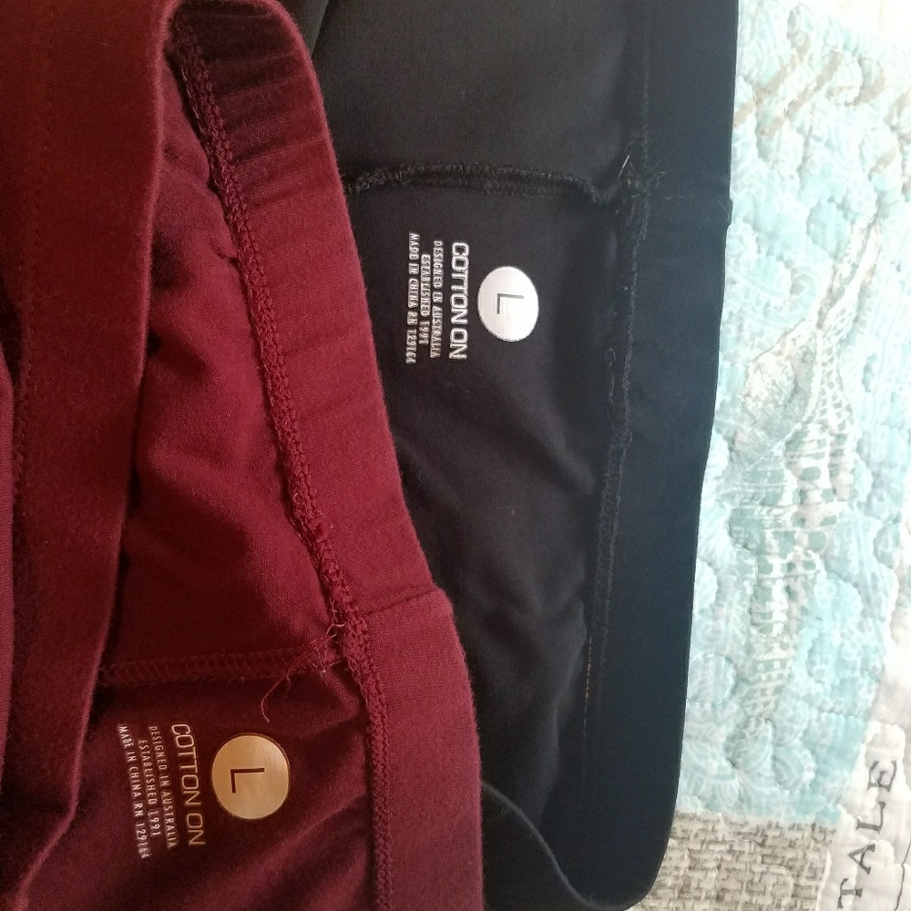 2 pair Cotton On leggings