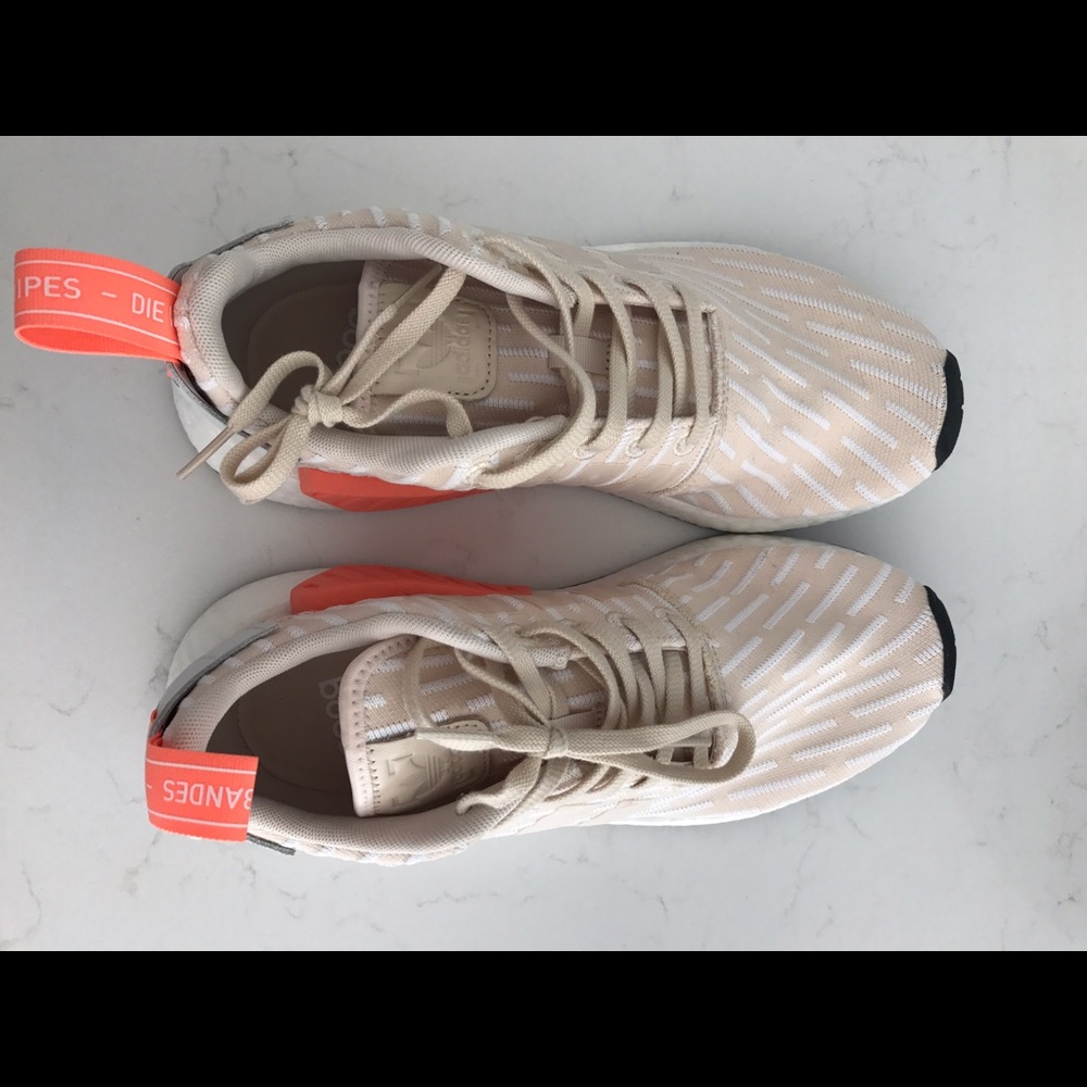 Adidas NMD_R2 Shoes