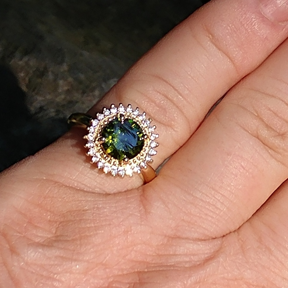 Woman's ring - Picture 4 of 4