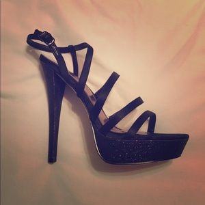 Nine West NWOT black sparkly strappy heels