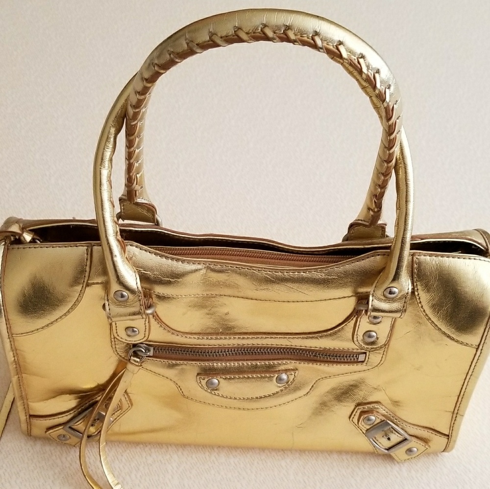 Handbag - Picture 2 of 3