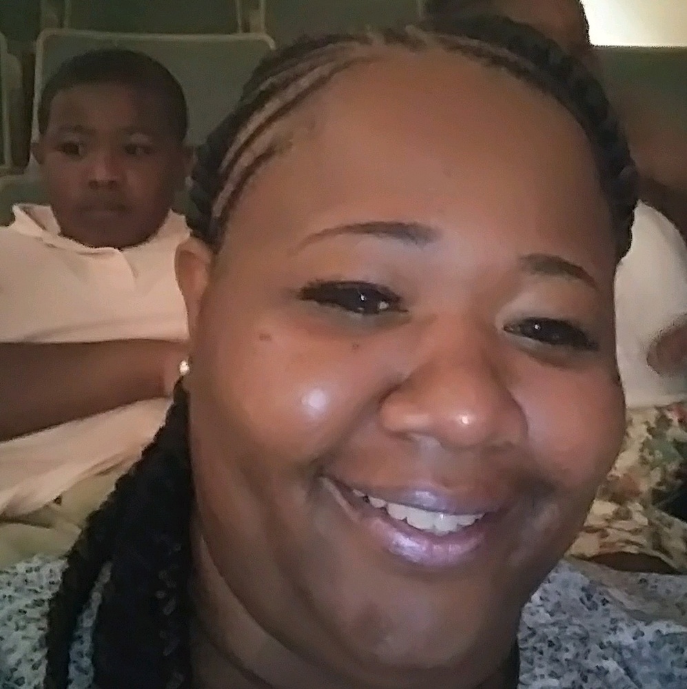 Meet your Posher, Nellie