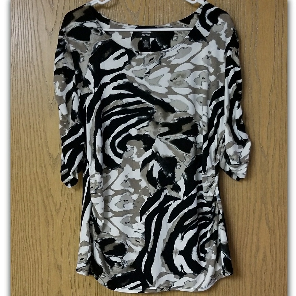 ALFANI Scoop Neck 3/4 Sleeve Top with Ruching