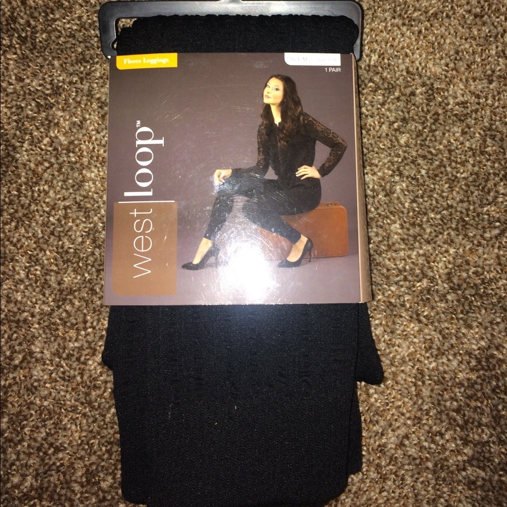 2 pairs of M/L black textured leggings