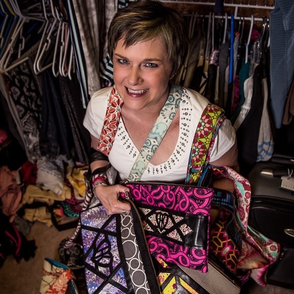 Meet your Posher and Designer Heidi! - Picture 3 of 4