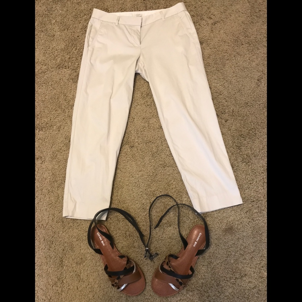 Classic cut chinos......