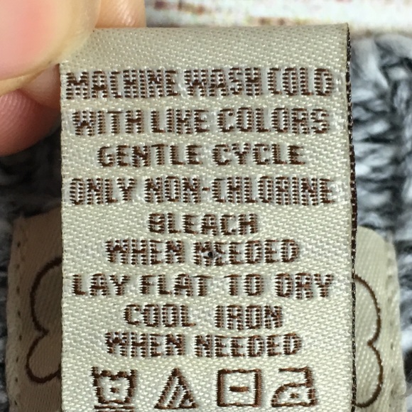 EUC Eyelash Couture Womens Sweater Size L - Picture 8 of 8