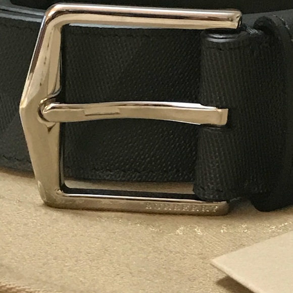 🔥SALE‼️Burberry Leather Trim London Check Belt.🔥 - Picture 4 of 8