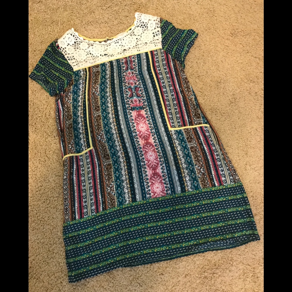 Cute, baby doll style boutique dress....