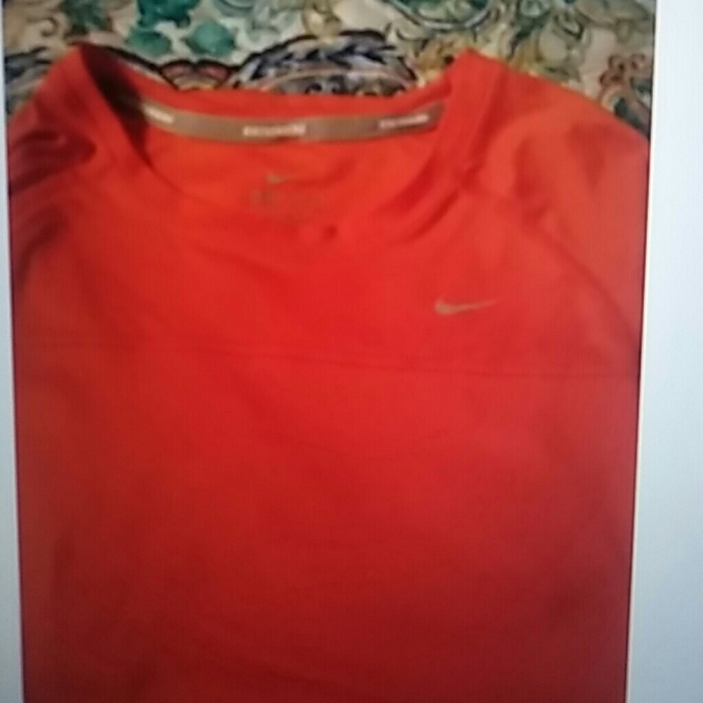 Nike Dri-Fit sport shirt size medium men's